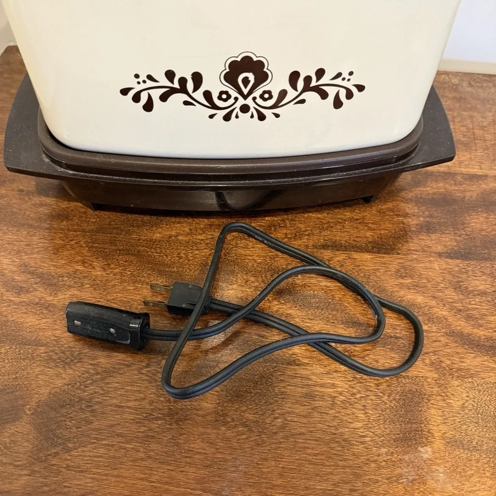 West‎ Bend Rectangle Slow Cooker Cream Brown Floral 6 qt. Vintage Working